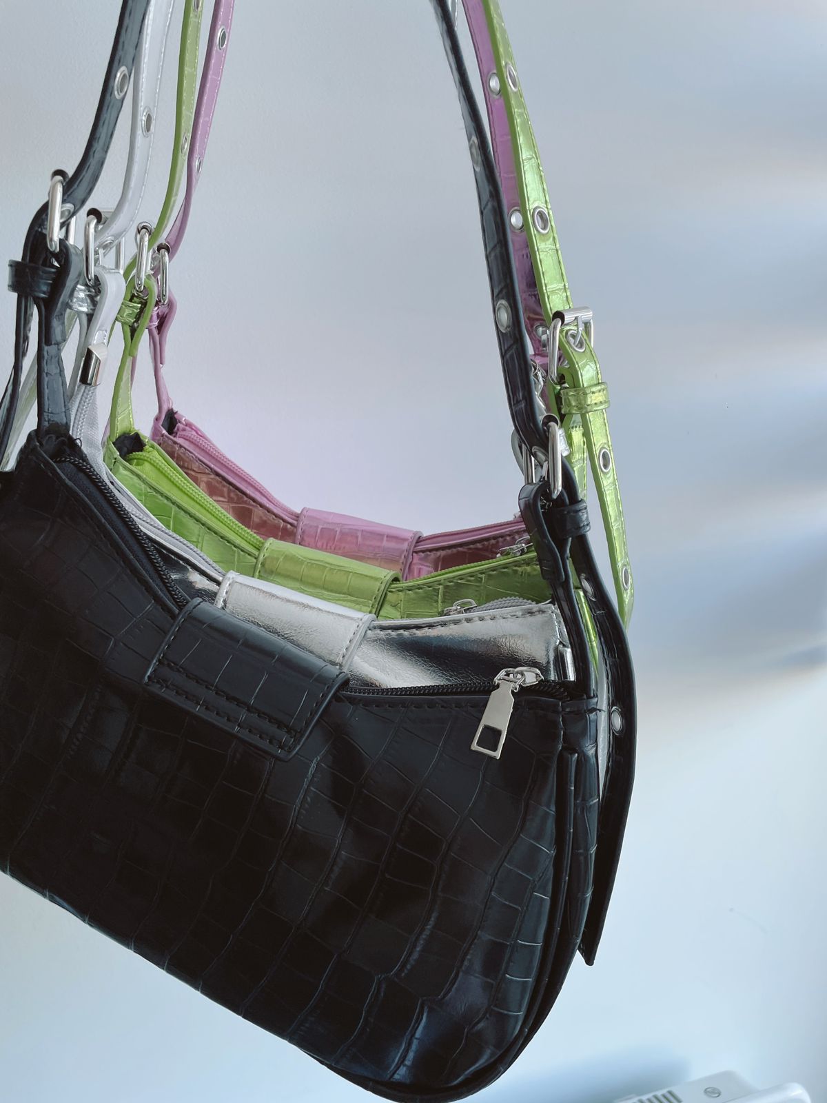 Cartera Olivia Plateada